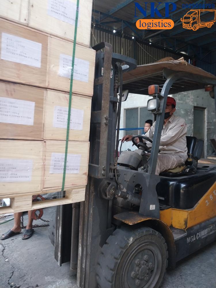 Bảng giá thuê xe tải chở hàng Bình Dương mới nhất 2025 Bảng giá thuê xe tải chở hàng Bình Dương mới nhất 2025