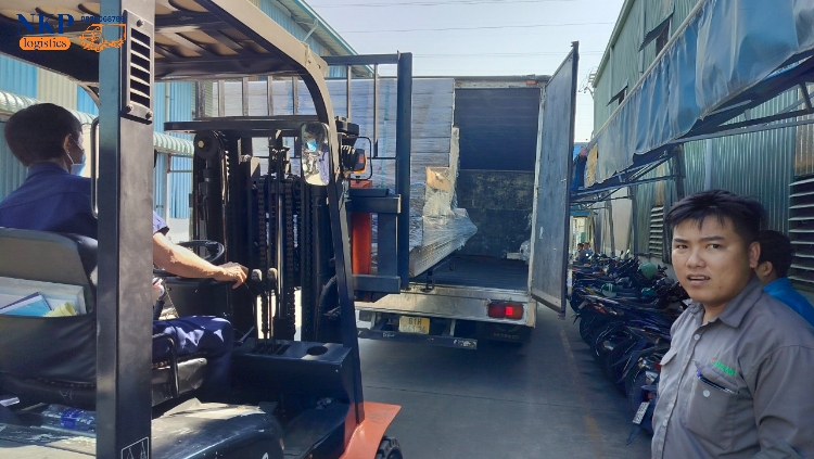 vận chuyển hàng từ đà nẵng đi hà nội