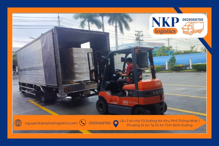Các loại xe tải chở hàng tại NKP Logistics Các loại xe tải chở hàng tại NKP Logistics