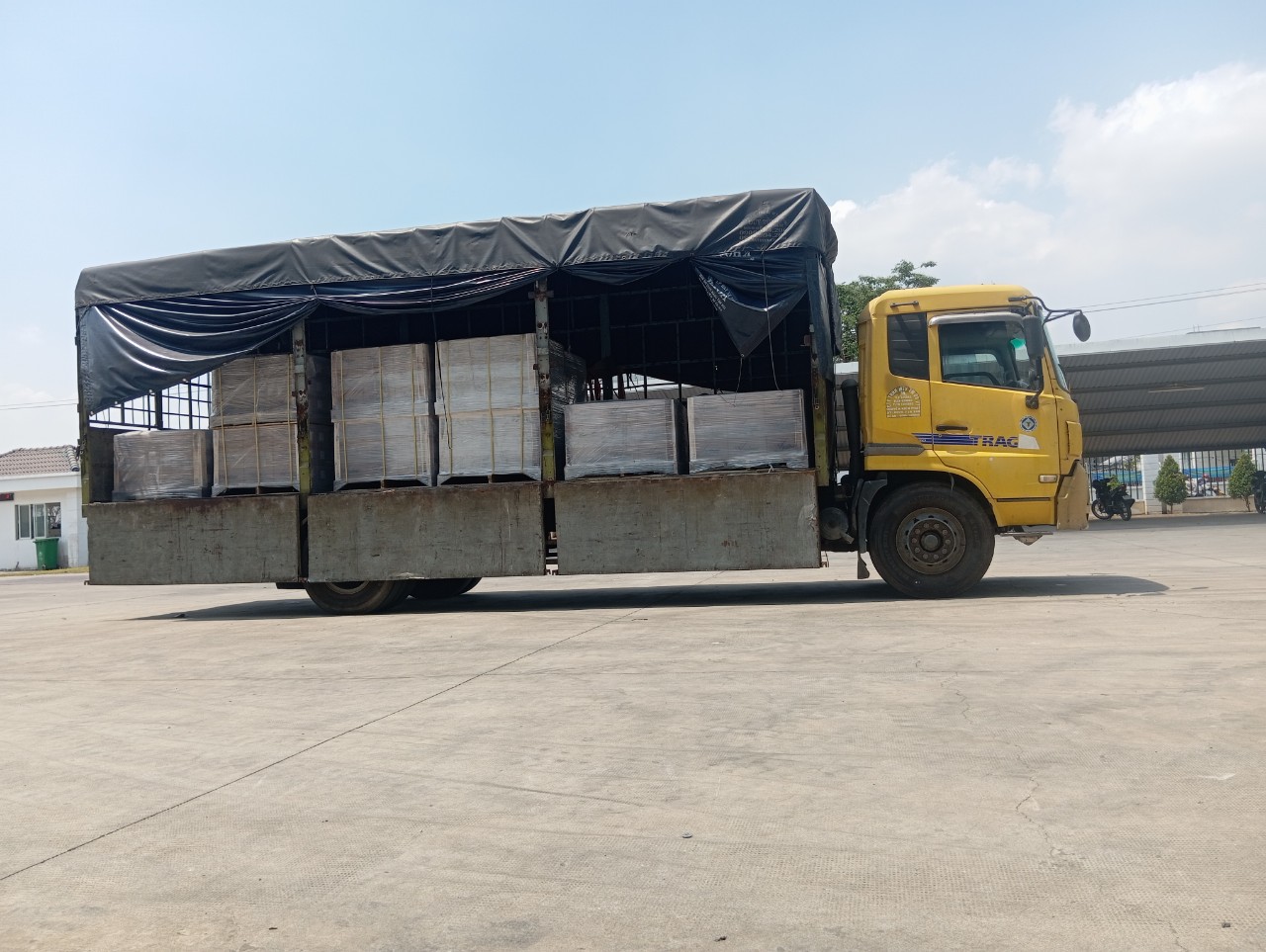 Cho thuê xe tải chở hàng